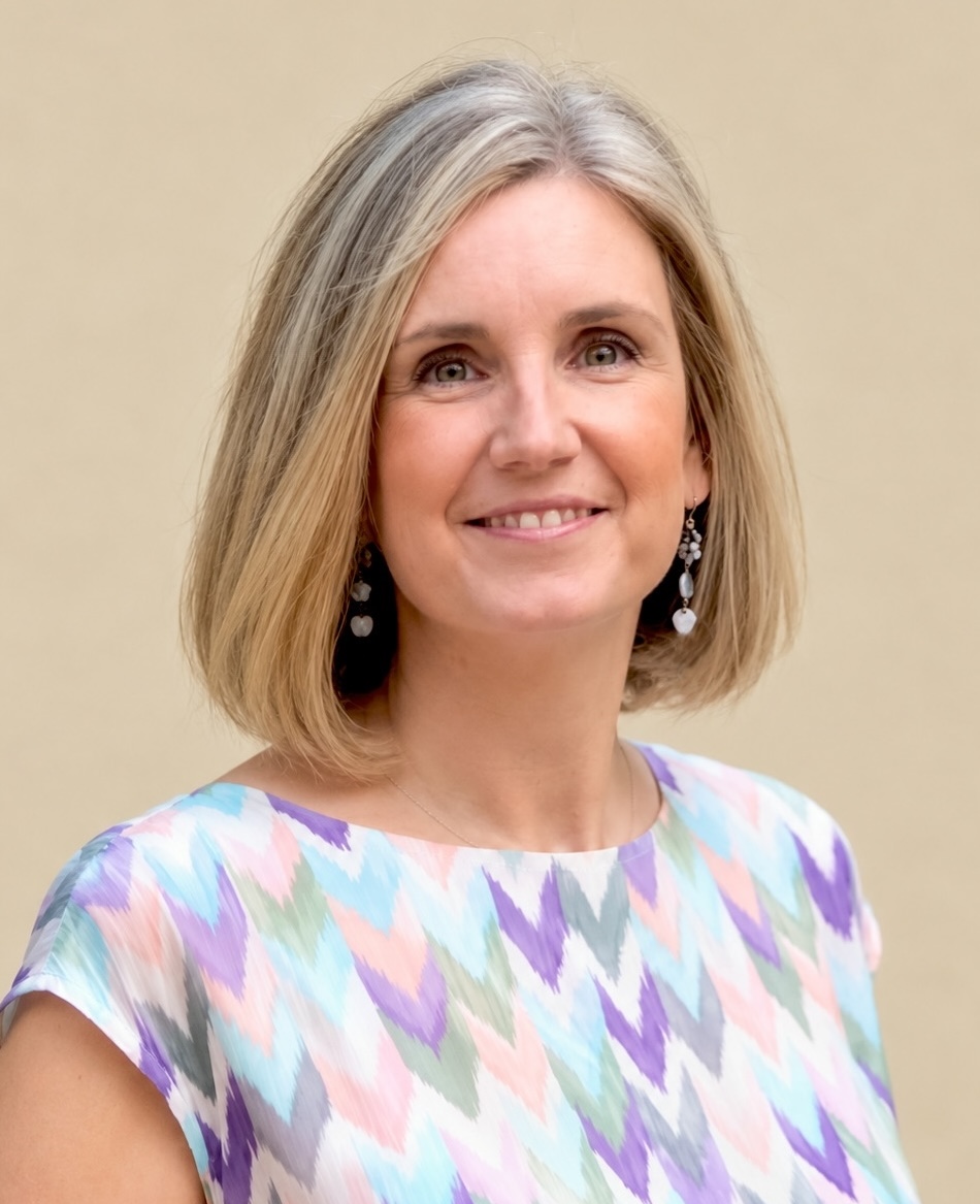Ángela Comas